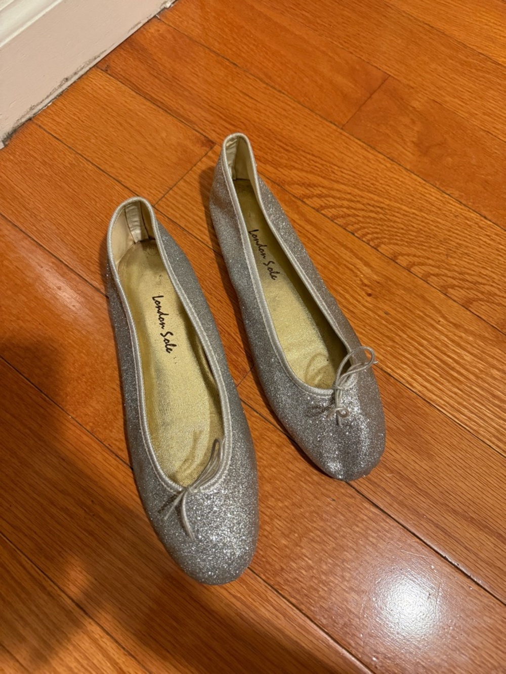 London Sole Silver Glitter Ballet Flats with Bow